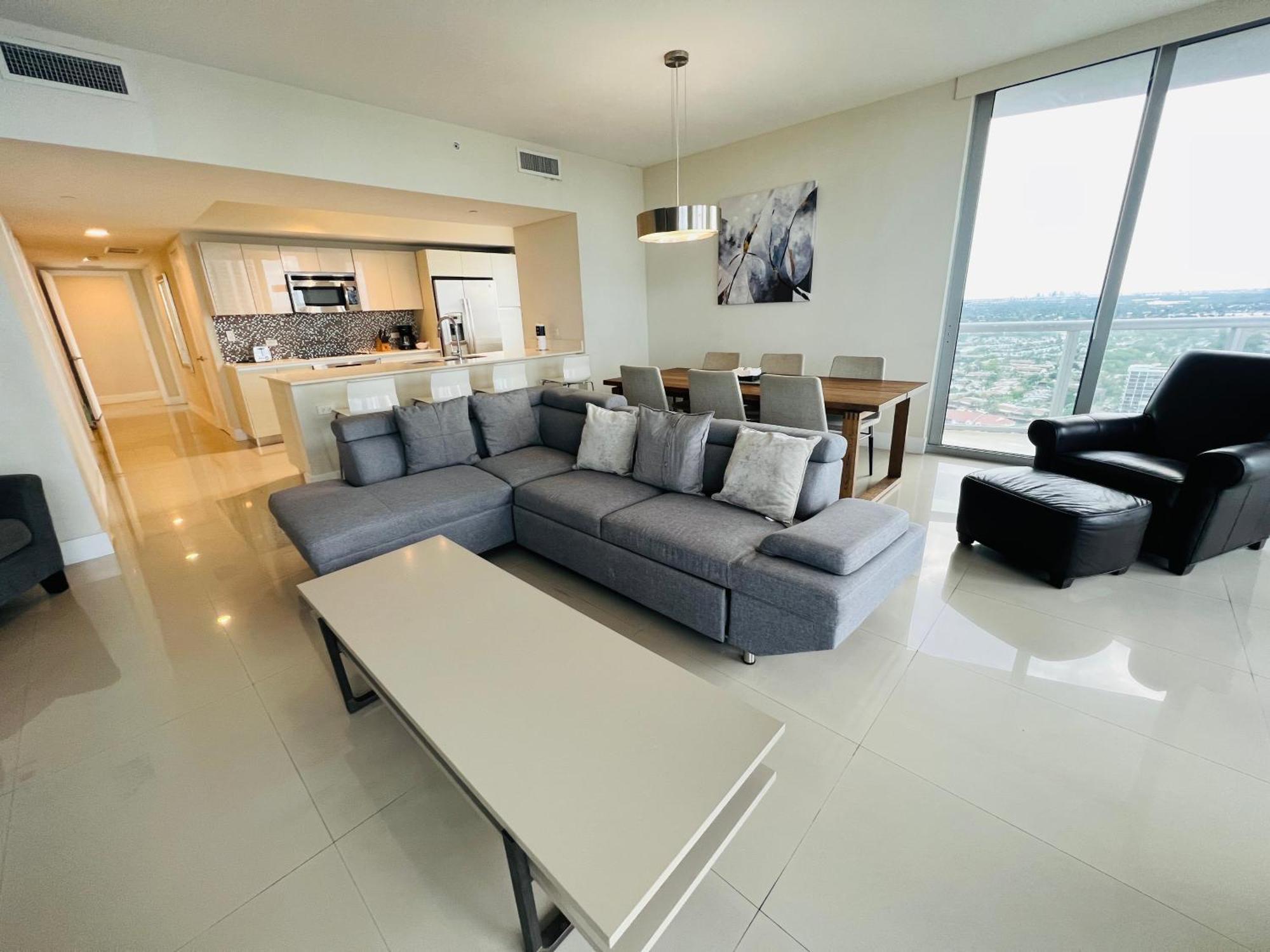 Mvr Apartments At Beachwalk Resort Халландейл-Бич Экстерьер фото